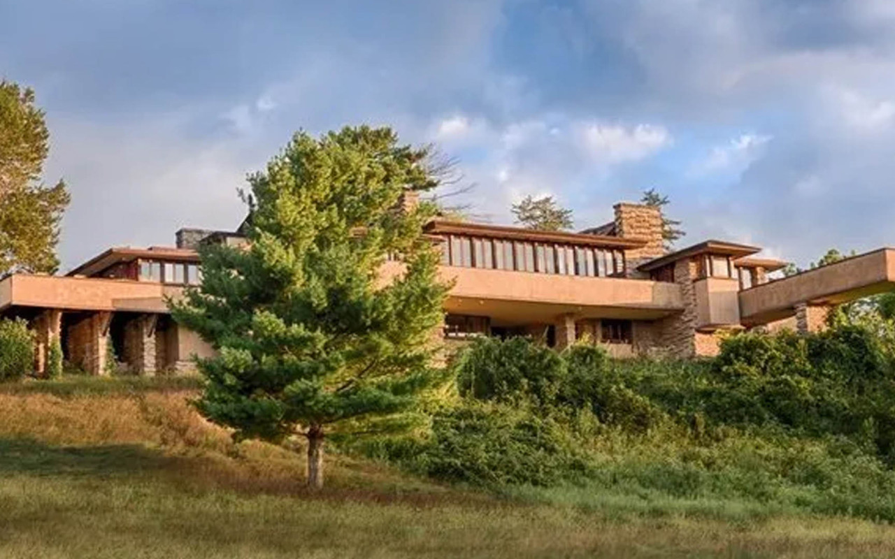 frank-lloyd-wright-taliesin-east-1.jpg