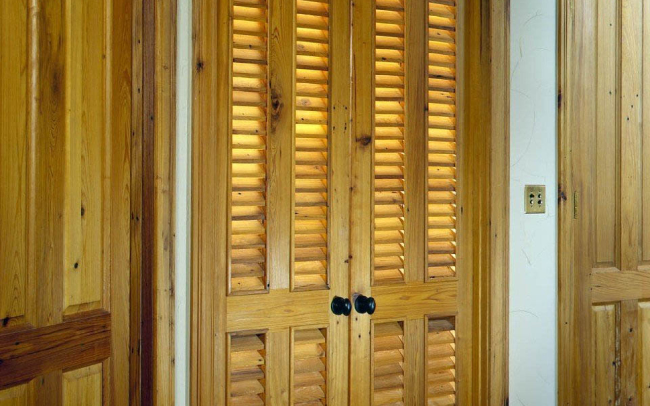 shutter-door-1a.jpg